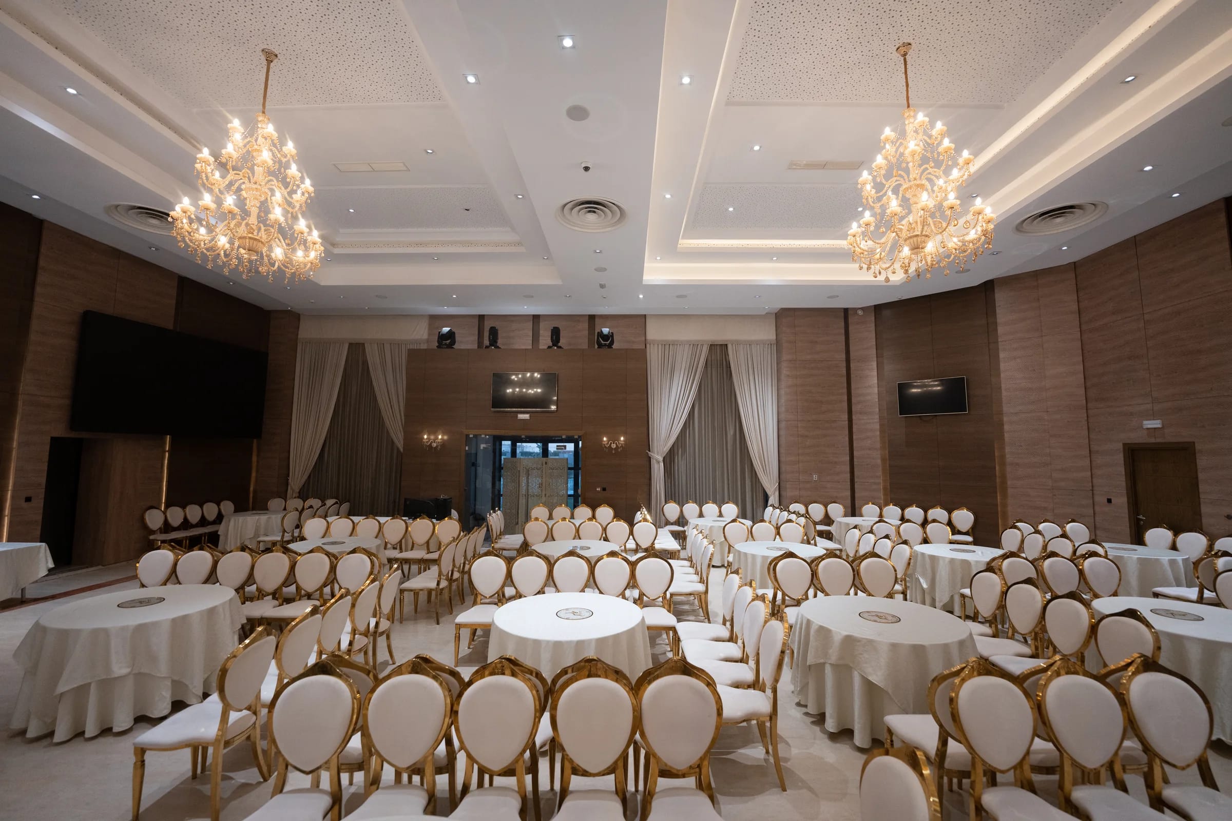 Salle de réception aménagée