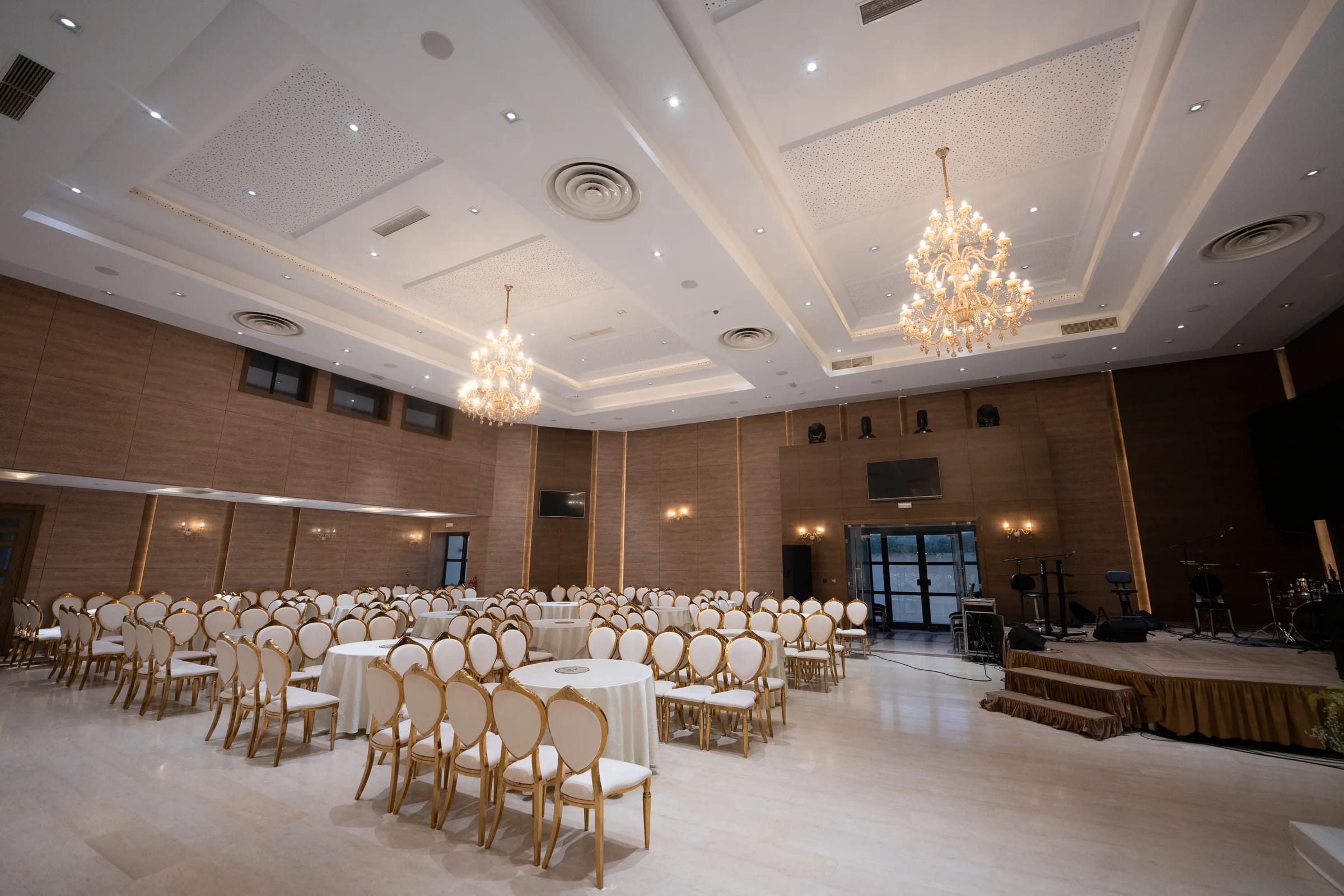 Salle de réception aménagée